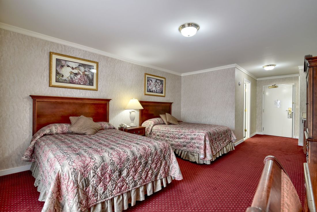 Deluxe Guestrooms
